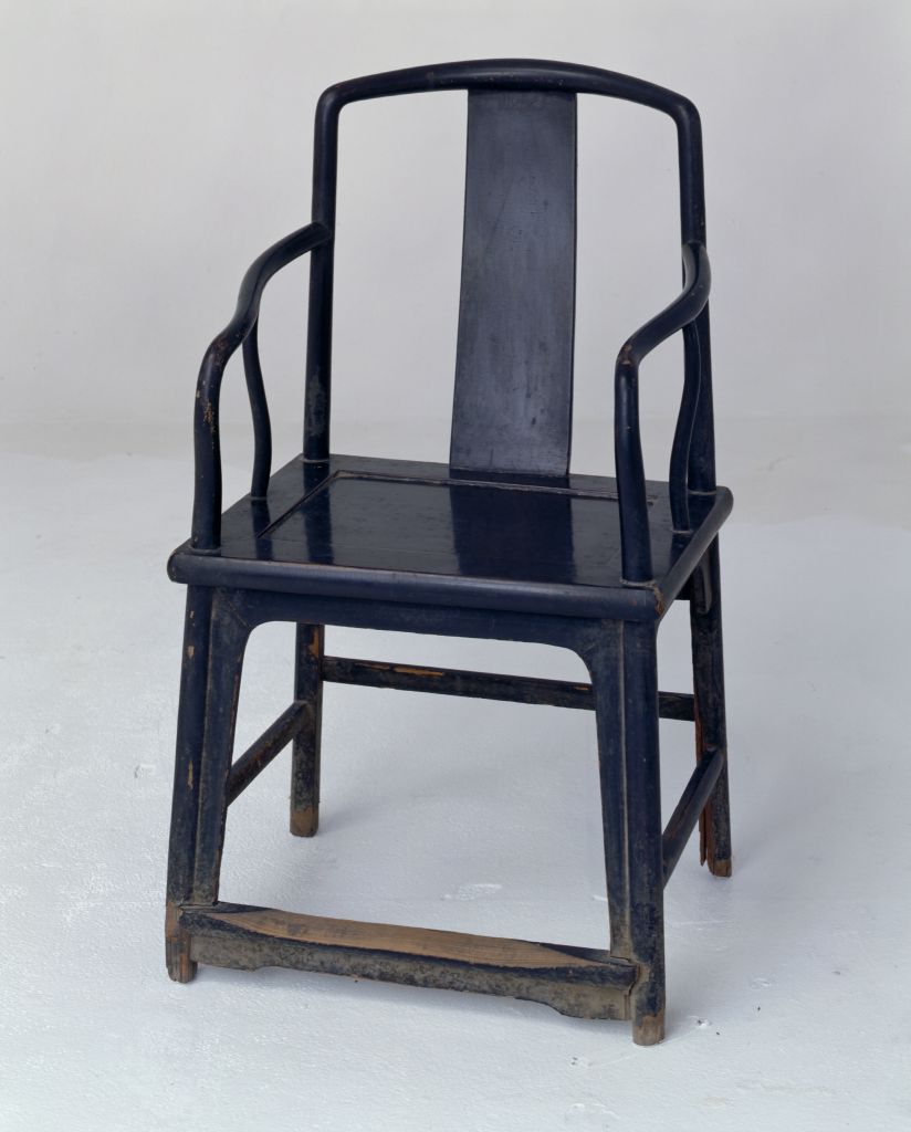 图片[1]-South official cap armchair in black paint-China Archive